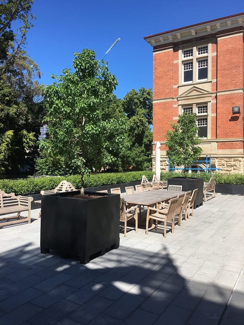 Cubes On Feet Planter Reinforced Polystone Resin 4 Sizes