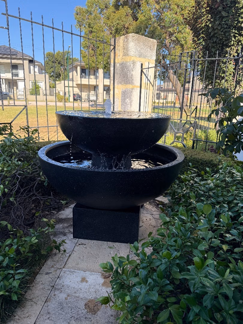 Low Bowl Water Feature 110